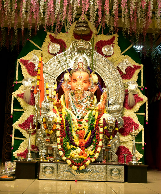 Christian delegation visits Sanghaniketan Ganeshotsav